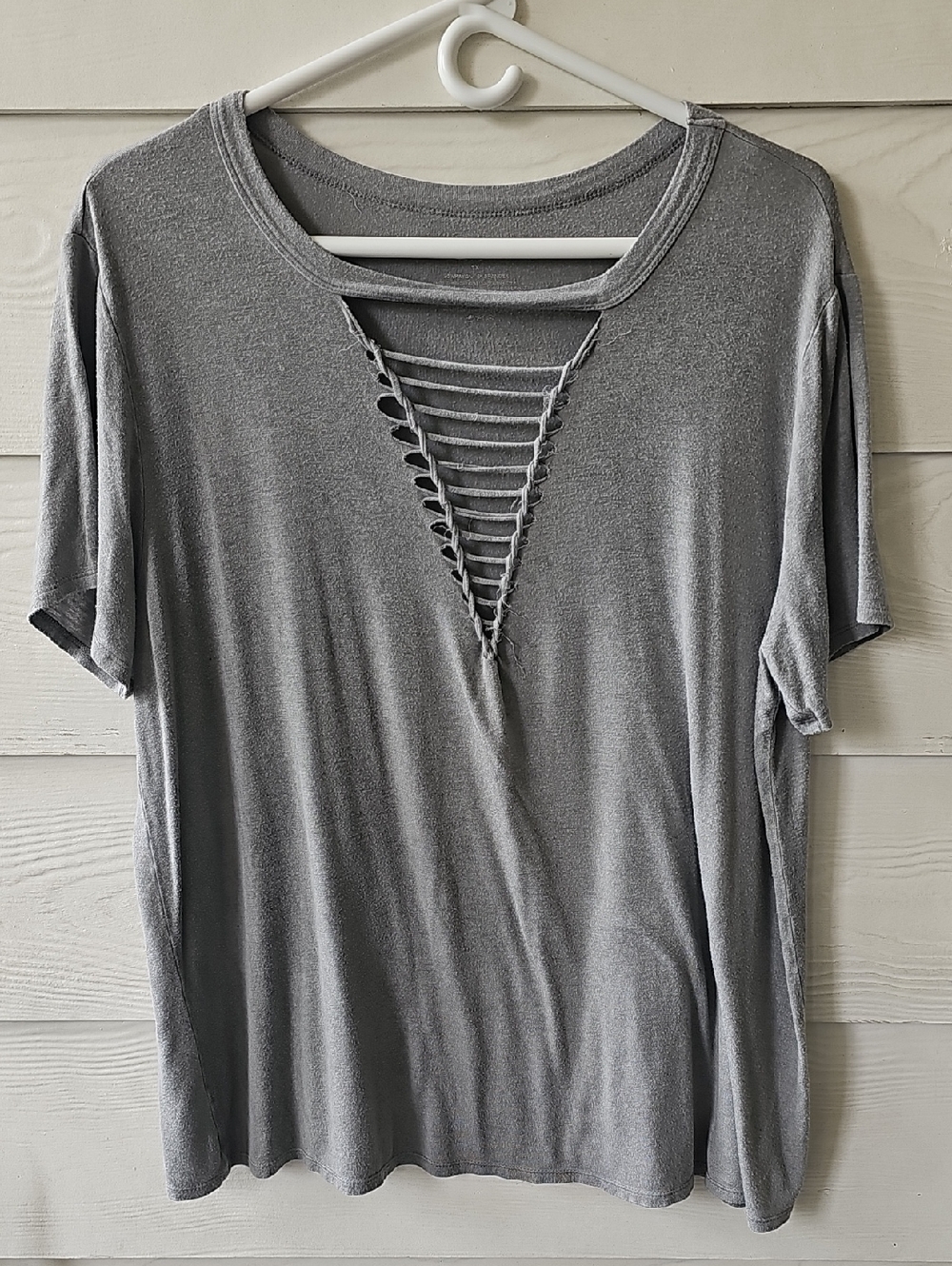 ​Homegirl Society Grey Lattice Front V-Neck Short Sleeve Top Size 1X